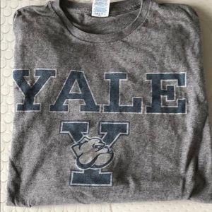 Men’s Yale T-shirt